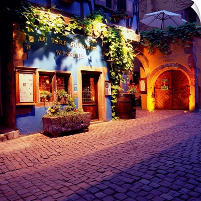 France, Alsace, Riquewihr village, Au Tire-bouchon restaurant