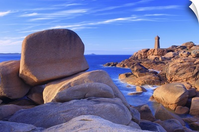 France, Brittany, Perros-Guirec, Mean Ruz Lighthouse In Ploumanach At Sunset