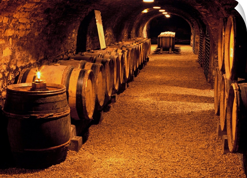 Couvent des Cordeliers, una delle tante cantine di Beaune dove invecchiano i pregiati vini di Borgogna.