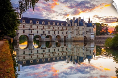 France, Centre, Chenonceaux, Cher River And Castle