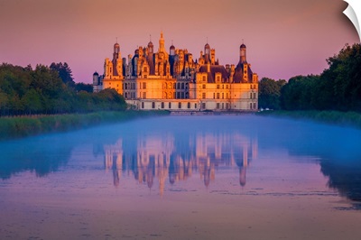 France, Centre, Loire Valley, Loir-Et-Cher, Chambord Castle, Castle At Dawn
