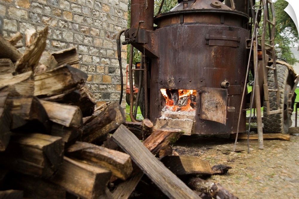 France, Normandy, Normandie, Making of Calvados, the distillation