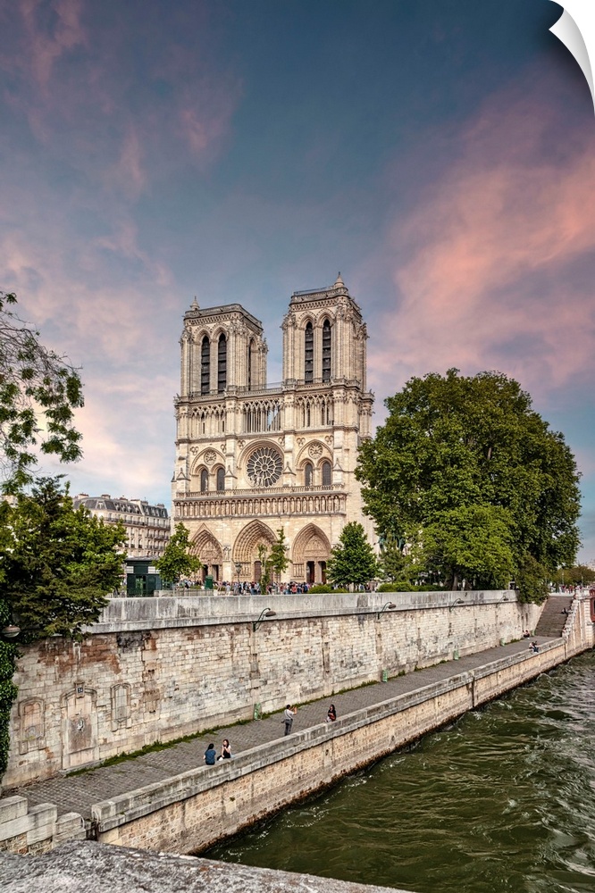 France, Paris, Notre Dame Cathedral.