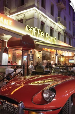 France, Provence-Alpes-Cote d'Azur, Sports car outside bar on Croisette Boulevard