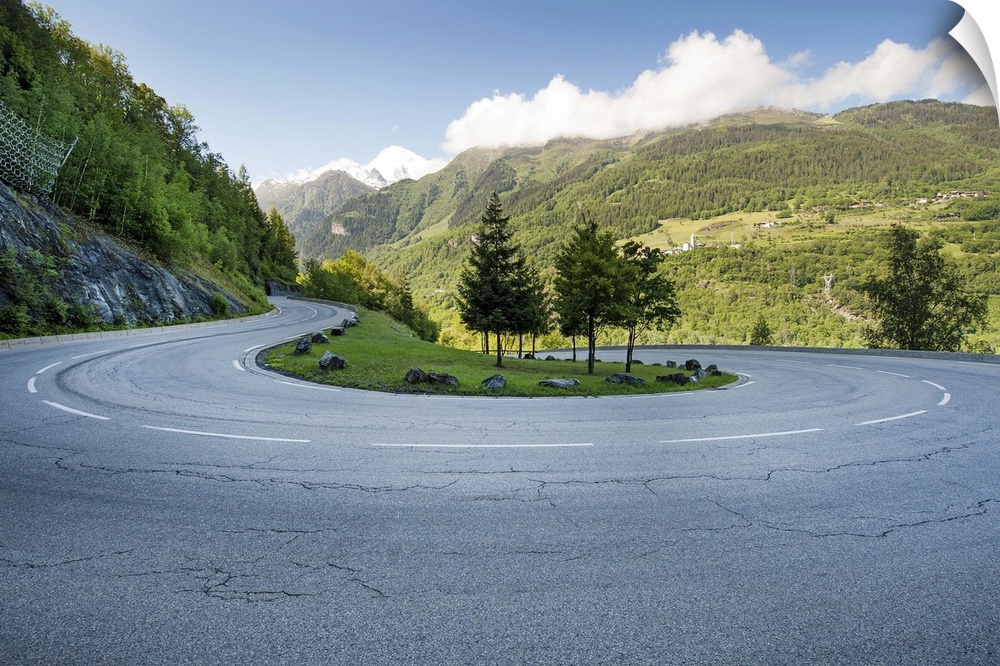 France, Rhone-Alpes, Bourg-Saint-Maurice, Winding road to the Col D'Iseran summit.