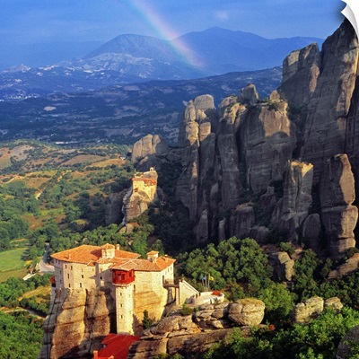Greece, Thessalia, Meteora, View towards Roussanou monastery