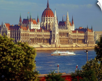 Hungary, Budapest, View of the Parliament on Danube river