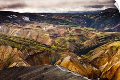 Iceland, Landmannalaugar, multi colored volcanic landscape