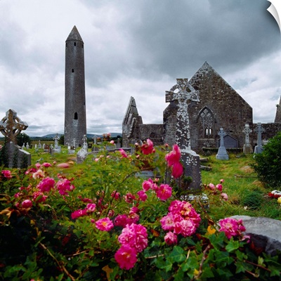 Ireland, County Galway, Burren area, Kilmacduagh Abbey
