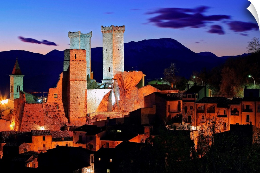 Italy, Abruzzo, Abruzzi, Majella National Park, Pacentro, View towards the ancient castle