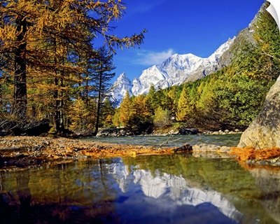 Italy, Aosta Valley, Courmayeur, Val Ferret, Dora stream and Mont Blanc mountain