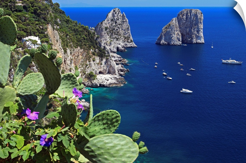 Italy, Campania, Mediterranean sea, Tyrrhenian coast, Napoli district, Capri, The Faraglioni