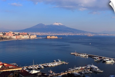 Italy, Campania, Naples, View of the gulf and the Vesuvio