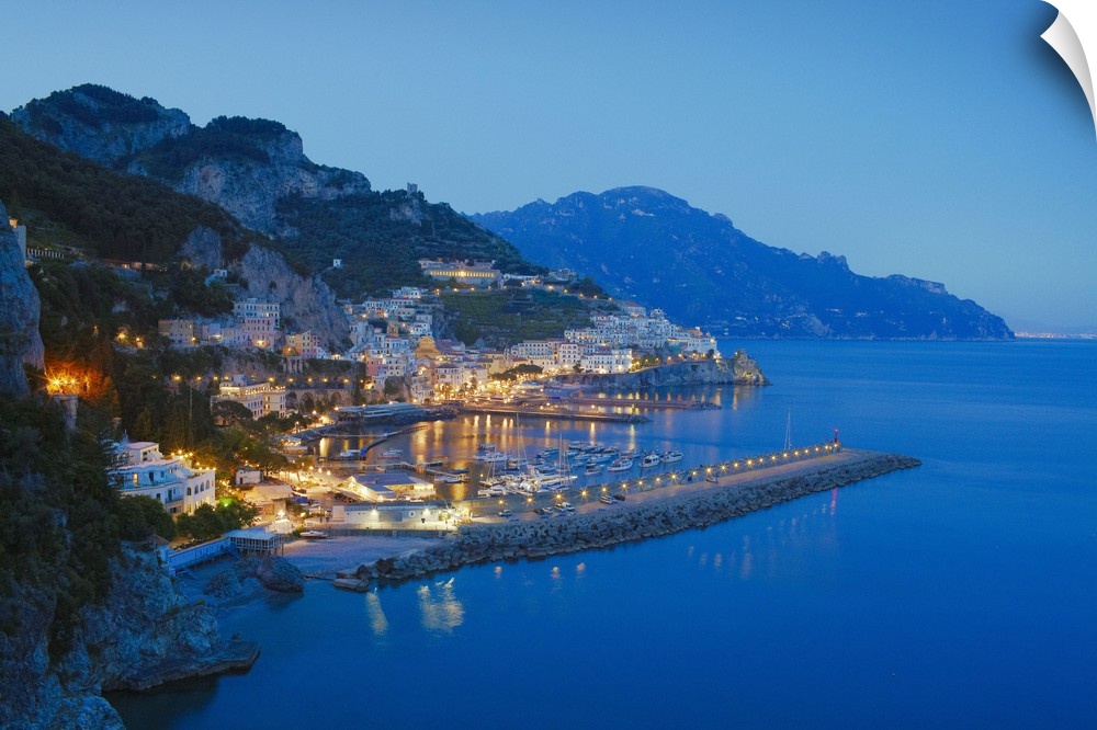 Italy, Campania, Salerno district, Amalfi Coast, Mediterranean sea, Tyrrhenian sea, Tyrrhenian coast, Peninsula of Sorrent...