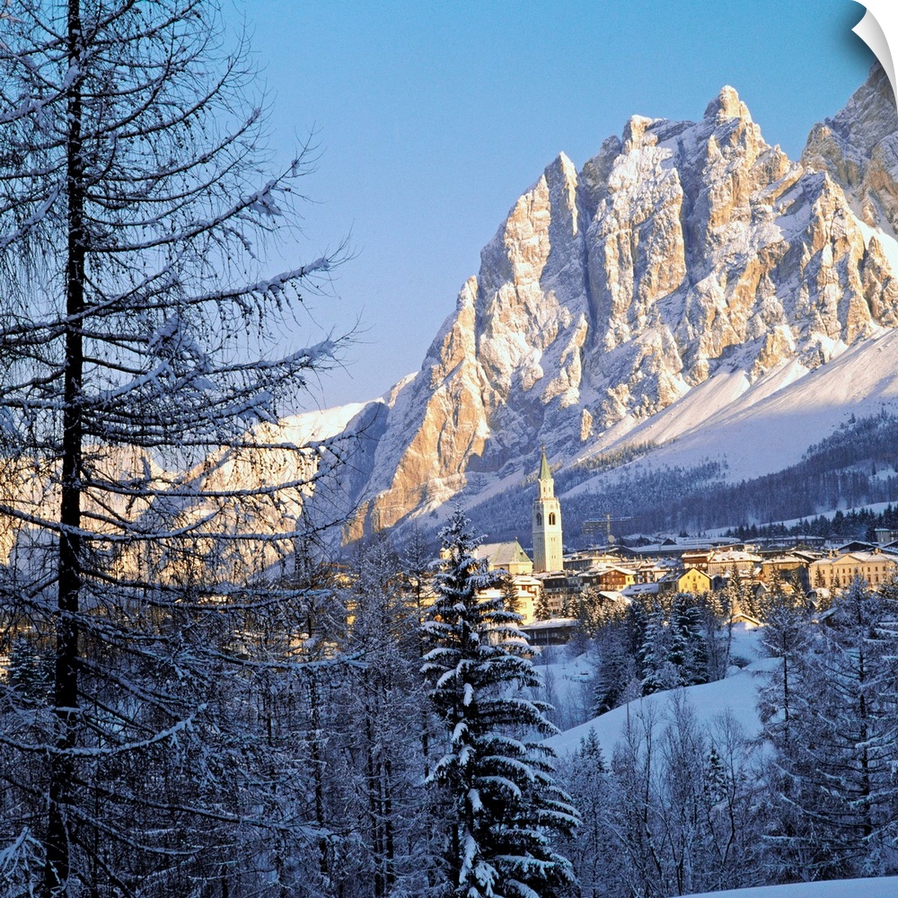 Italy, Italia, Veneto, Dolomites, Dolomiti, Cortina d'Ampezzo, Panorama towards Pomagagnon group