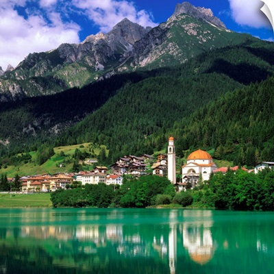 Italy, Dolomites, Cadore, Auronzo, lake Santa Catarina