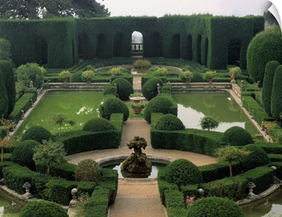 Italy, Florence, Florence, Villa Gamberaia, Italian garden