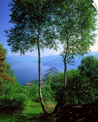 Italy, Lake Como, Panorama of lake and Penisola di Bellagio