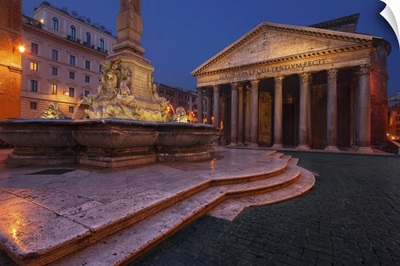 Italy, Latium, Roma district, Rome, Pantheon, Piazza della Rotonda at dawn