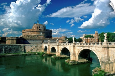 Italy, Latium, Rome, Castel Sant' Angelo (castle) and bridge (Ponte Sant' Angelo)
