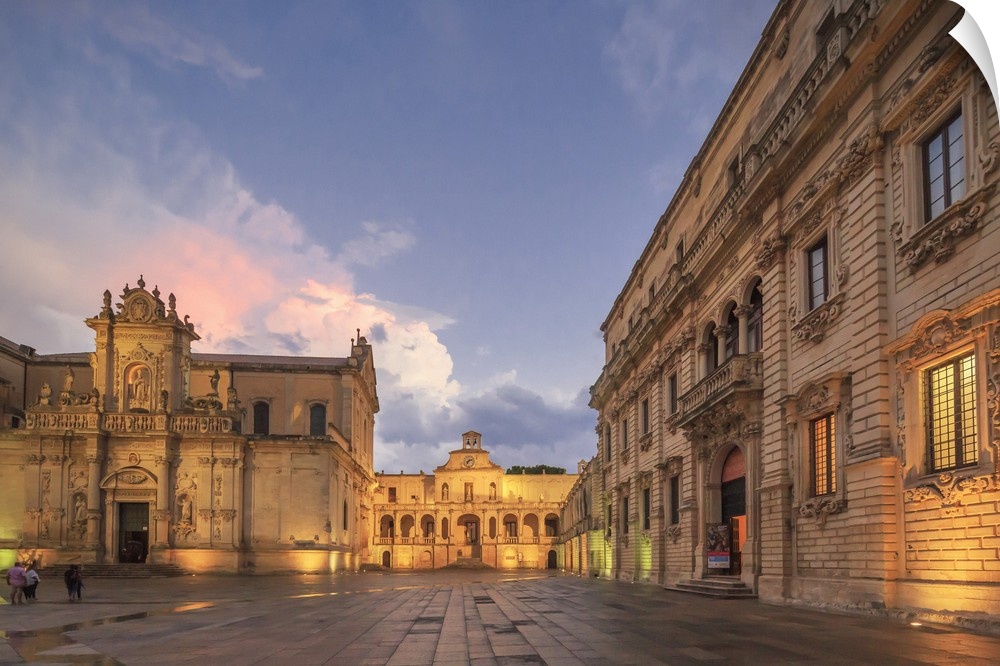 Italy, Apulia, Lecce district, Salentine Peninsula, Salento, Lecce, Duomo Square with Santa Maria Assunta Cathedral and Ar...