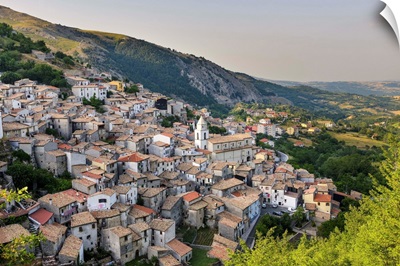 Italy, Molise, Isernia district, Isernia, Roccamandolfi village