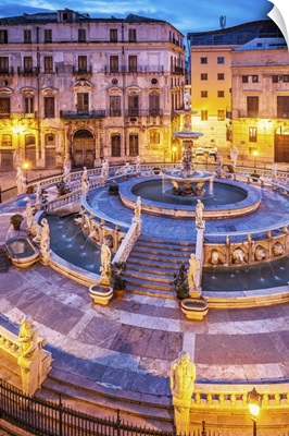 Italy, Palermo, Piazza Pretoria, Fontana della Vergogna