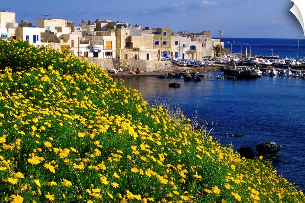 Italy, Italia, Sicily, Sicilia, Egadi islands, Marettimo island, view of the village
