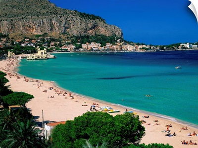 Italy, Sicily, Mondello, Beach of Mondello, Palermo district