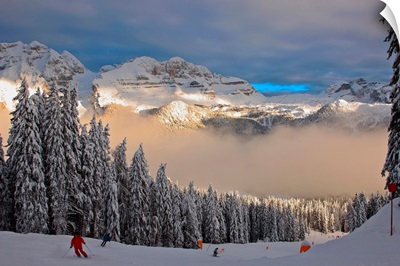 Italy, Trentino-Alto Adige, Alps, Dolomites, Pradalago ski area