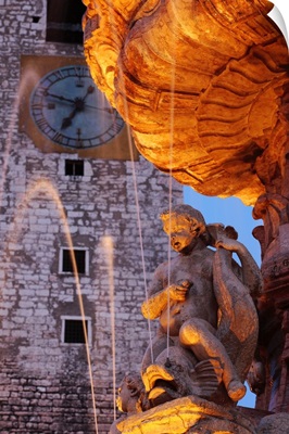 Italy, Trentino-Alto Adige, Trento, Piazza Duomo, Nettuno fountain, clock tower