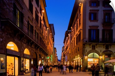 Italy, Tuscany, Florence, Via dei Calzaiuoli, view from Piazza della Signoria