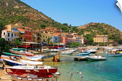 Italy, Tuscany, Isola del Giglio, Giglio Porto village, the harbor