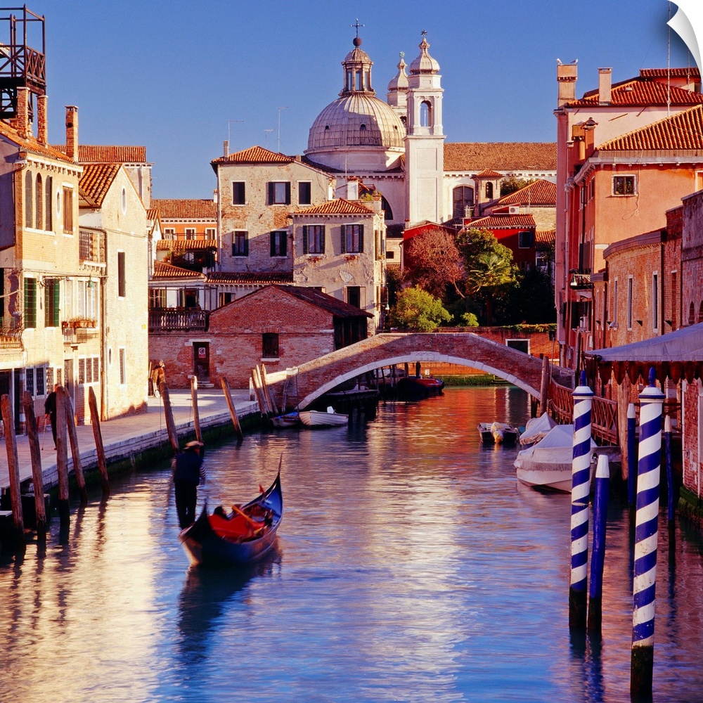 Italy, Italia, Veneto, Venetian Lagoon, Venice, Venezia, Rio Ognissanti and San Trovaso church