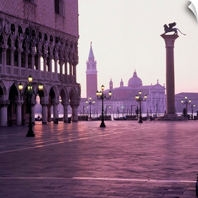 Italy, Venice, Piazzetta and San Giorgio Island, dawn