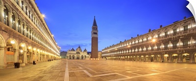 Italy, Venice, St Mark's Cathedral, Panoramic view of St Mark's square by night
