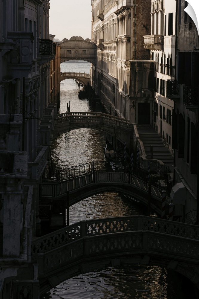 Italy, Veneto, Venezia district, Venice, Venetian Lagoon, Rio de Palazzo (o della Canonica) towards the Bridge of Sighs in...