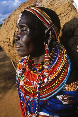 Kenya, Rift Valley, Laikipia Plateau, Loisaba Wilderness lodge, Samburu woman