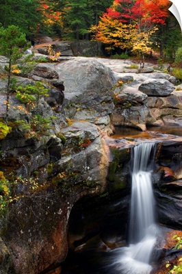 Maine, New England, Grafton State Park, the Screw Auger falls in autumn