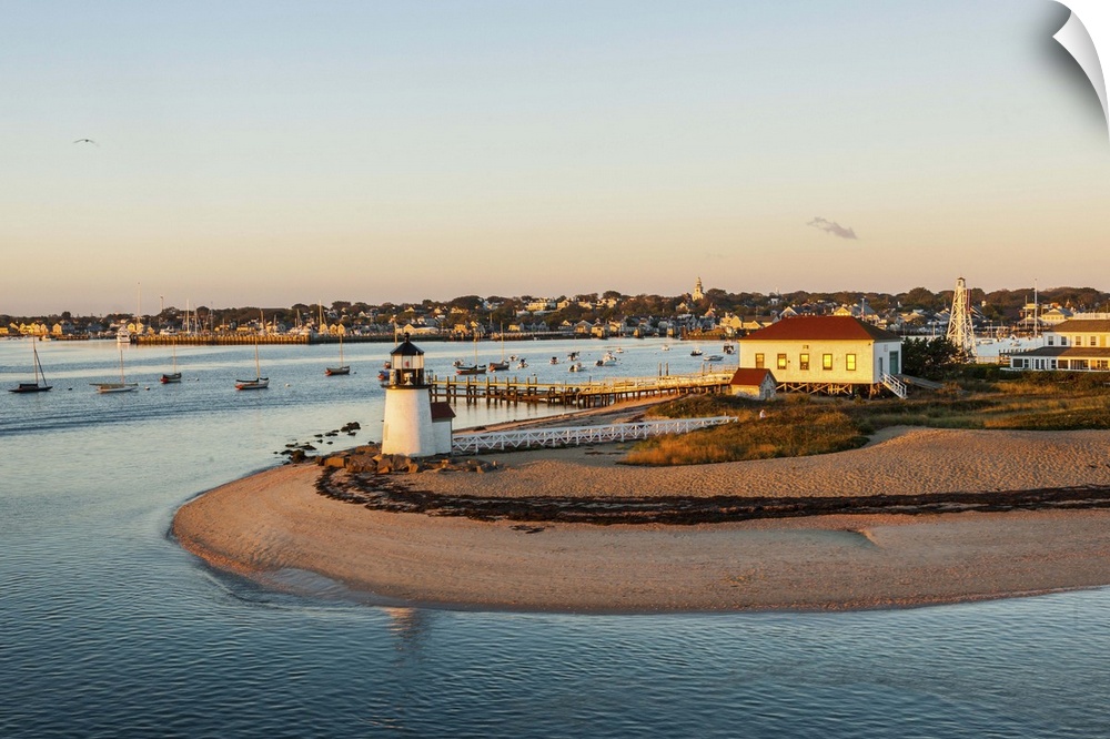USA, Massachusetts, New England, Nantucket, Brant Point Lighthouse.