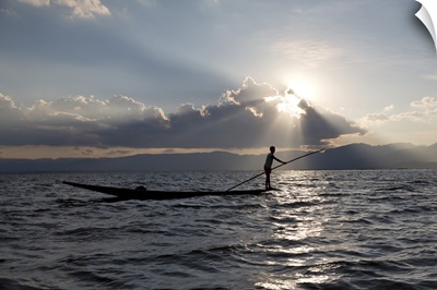 Myanmar, Shan, Nyaungshwe, Fisherman on Lake Inle