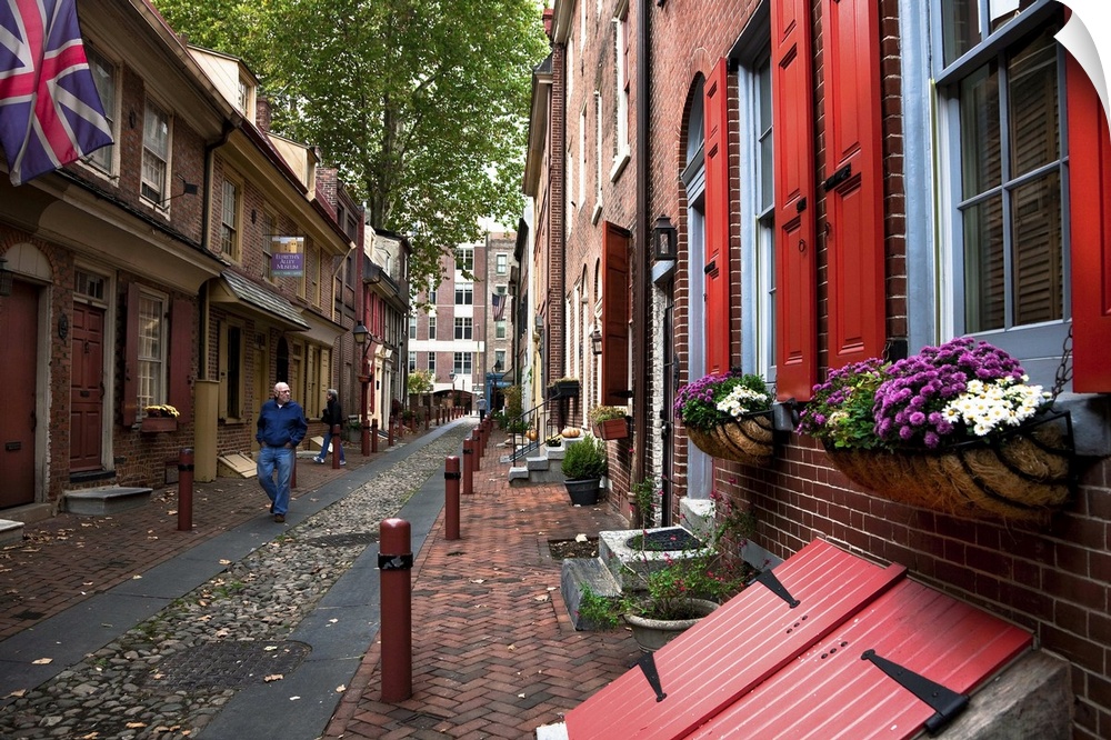 USA, Pennsylvania, Philadelphia, Elfreth's Alley in the Old City.