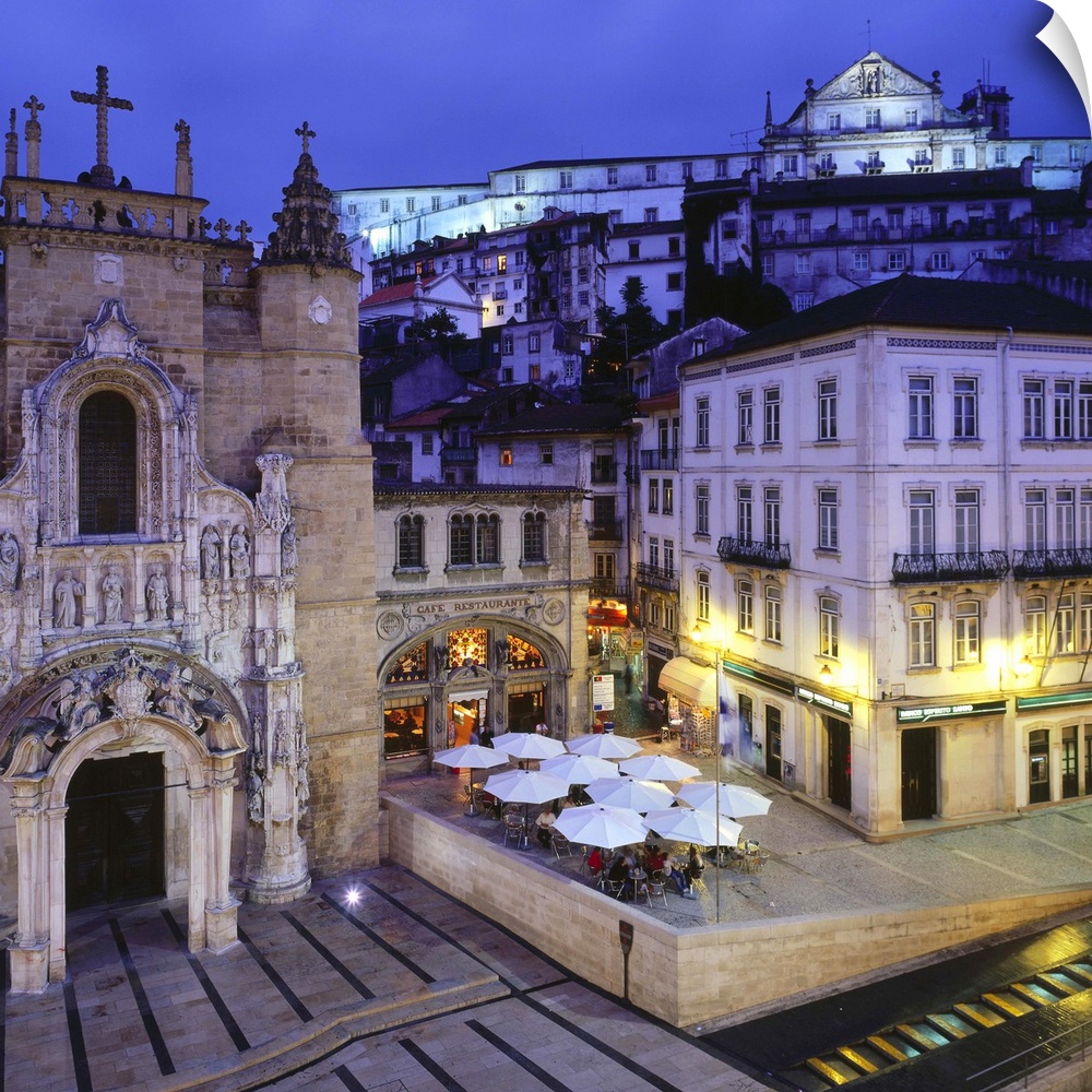 Portugal, Coimbra, Praca de Maio, Igreja de Santa Cruz