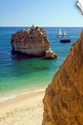 Portugal, Faro, Albufeira, Algarve, Praia de Sao Rafael beach