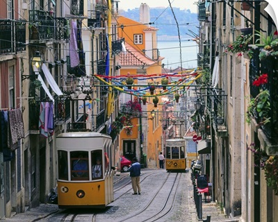 Portugal, Lisbon, Bairro Alto, Elevador da Bica