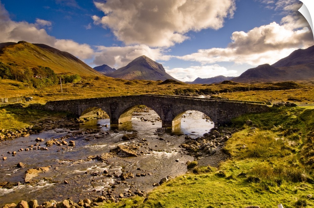 Scotland, Inner Hebrides, Great Britain, Sligachan bridge and Cuillin Hills