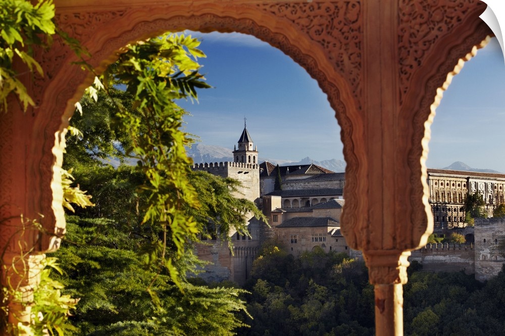 Spain, Andalusia, Mediterranean area, Granada district, Granada, Alhambra Palace, View of Alhambra Palace from Albayz..n