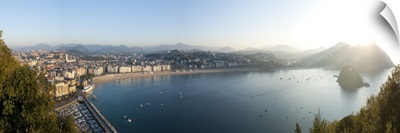 Spain, San Sebastian, Panoramic view from the fortress