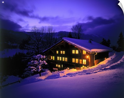 Switzerland, Berner Oberland, Lauenen-Gstaad, isolated house