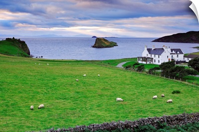 UK, Scotland, Highlands, Skye island, Lewis and Harris islands in background